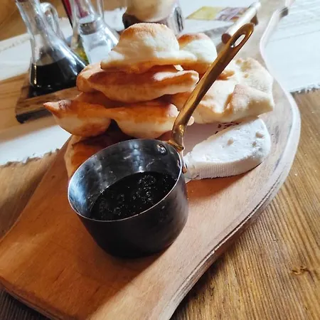 Momini Dvori Boutique 3*