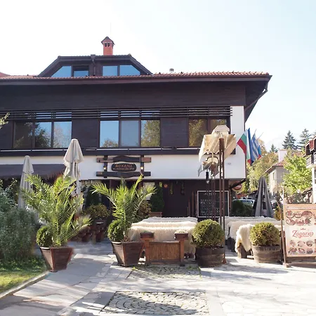 ホテル Momini Dvori Boutique 3*