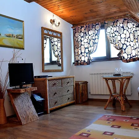 Momini Dvori Boutique Отель 3*