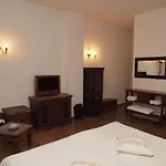 Momini Dvori Boutique 3* 반스코