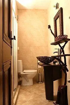 מלון Momini Dvori Boutique בנסקו