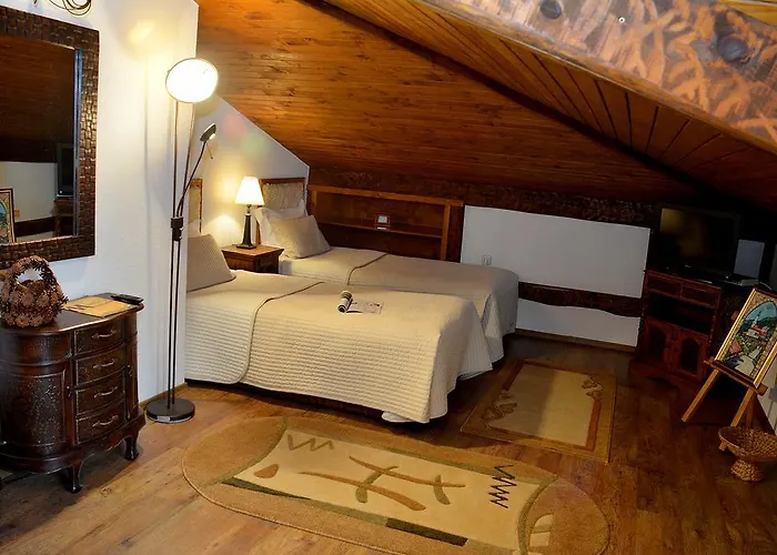 Momini Dvori Boutique