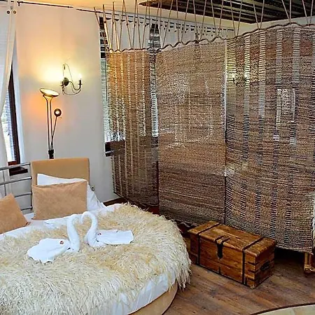Momini Dvori Boutique 3*