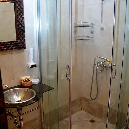 Ξενοδοχείο Momini Dvori Boutique 3*