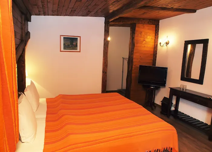 Momini Dvori Boutique Hotel 3*