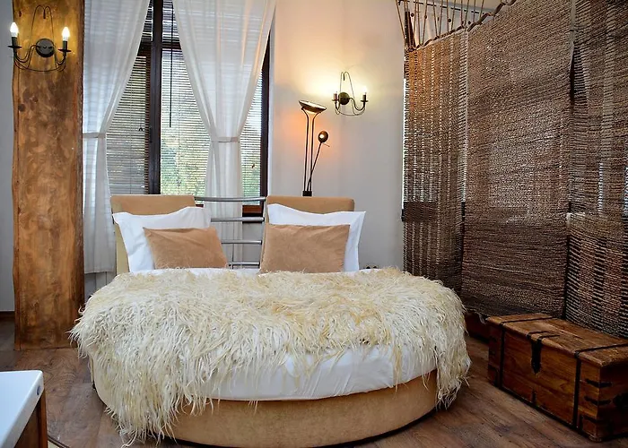 Momini Dvori Boutique Banszko