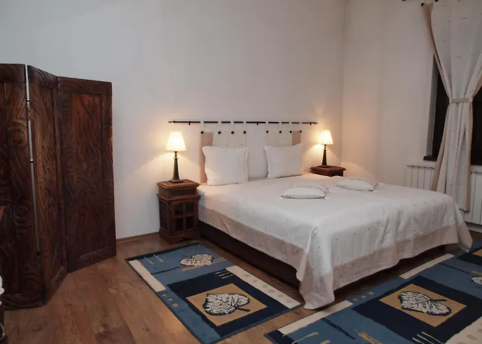 Momini Dvori Boutique